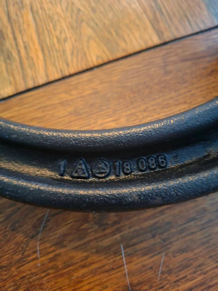 Westfalia Detachable towbar - Image 3