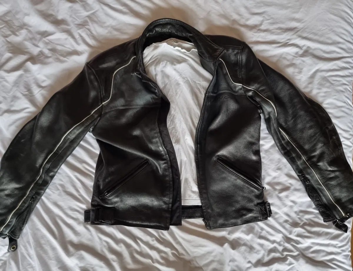 Bering Vintage Motorcycle Jacket Leather Large - Image 1