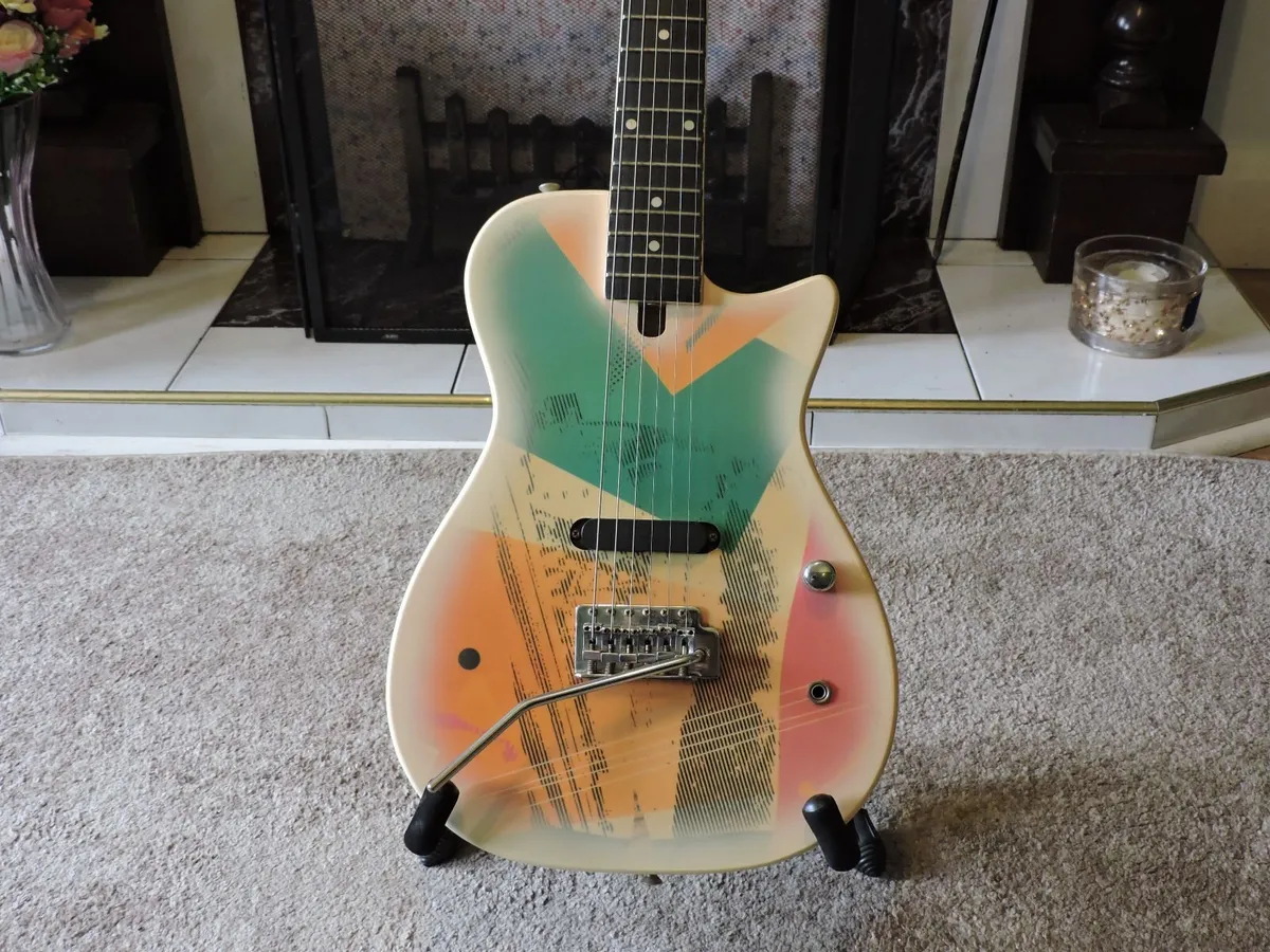 2 Travelling Wilburys 1989 Gretsch guitars - Image 2
