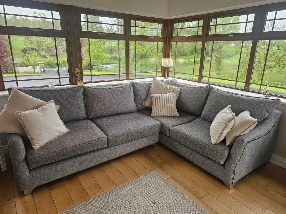 Sofa - Image 3