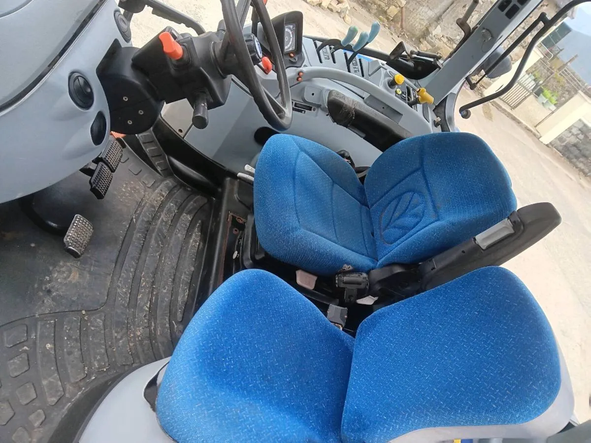 New holland t6050 - Image 4