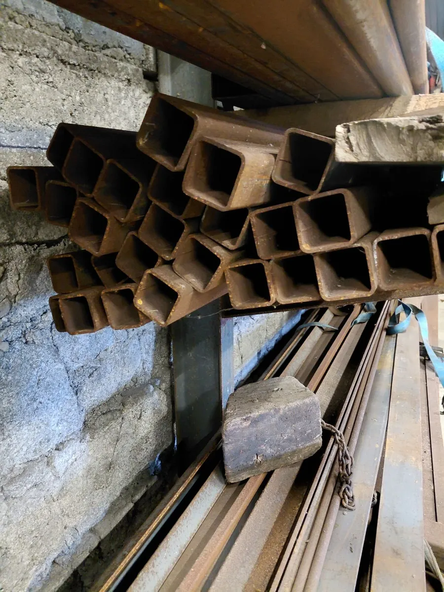 Box Iron. - Image 1