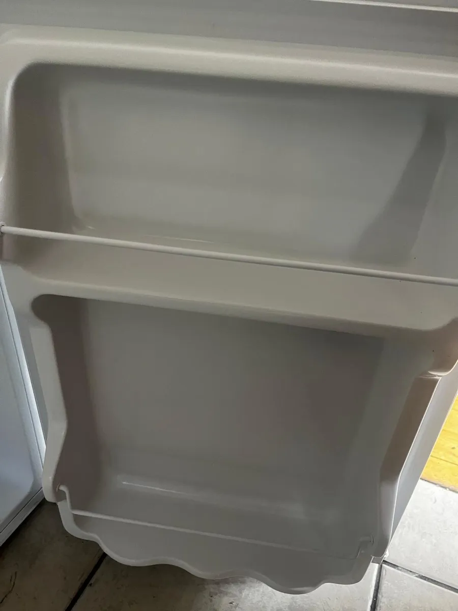 Fridge - Image 4