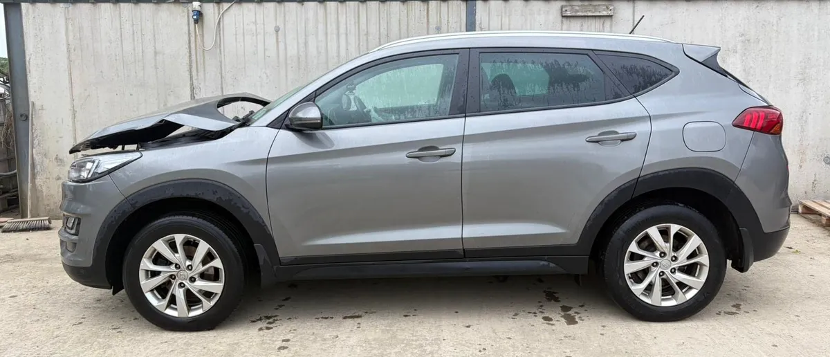 2020 Hyundai Tucson parts - Image 2