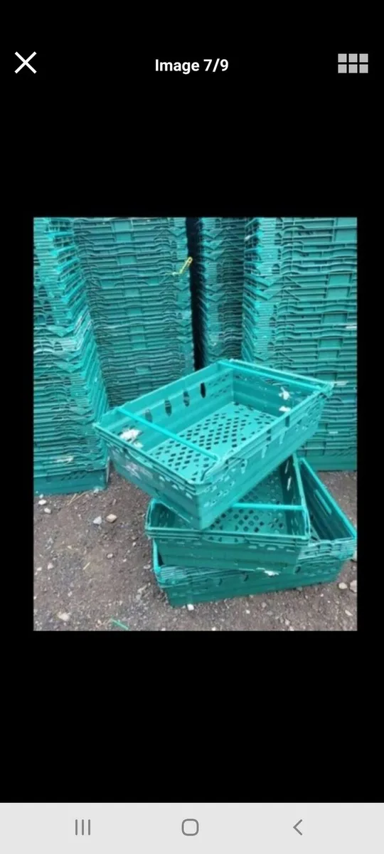 Storage stacking crates ,1e each great condition - Image 2