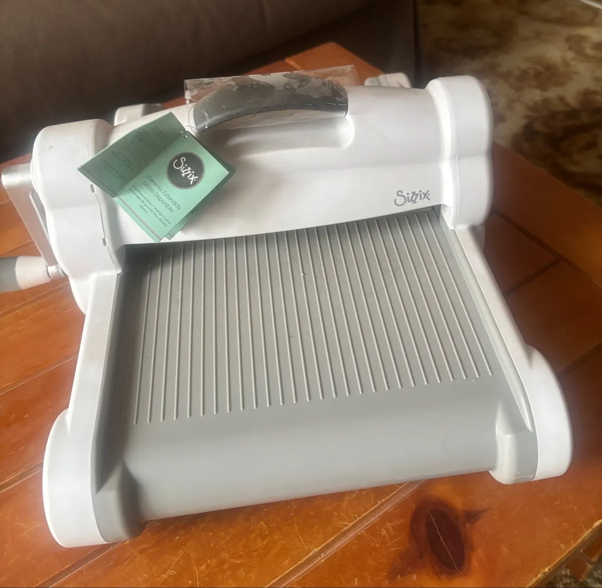 Sizzix Big Shot Plus Die-Cutting Machine - Image 2