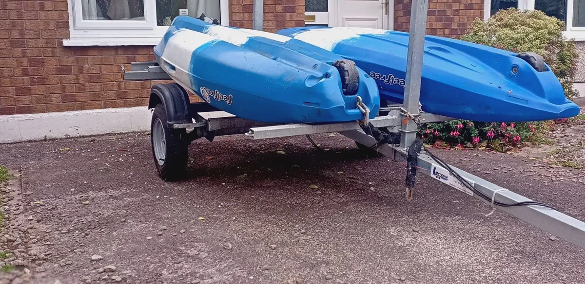 Kayaks and trailer - Image 3