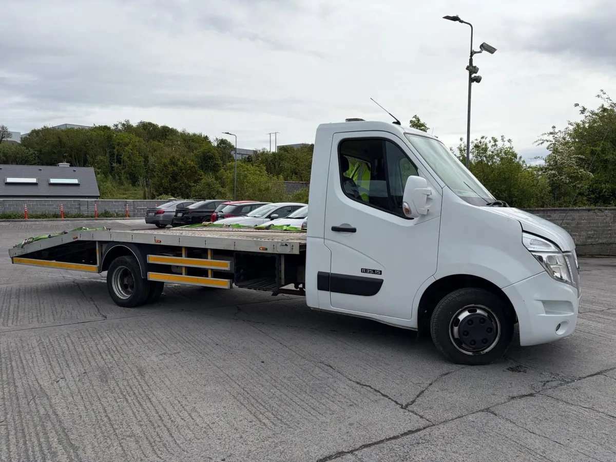 Nissan NV400 2014 - Image 2