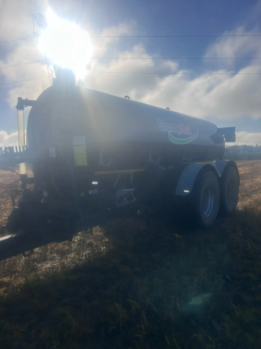 Slurrykat 3000 gallon tanker - Image 1
