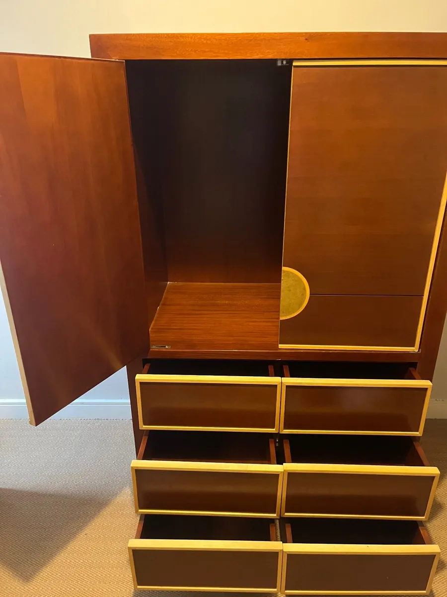 Wardrobe - Image 4