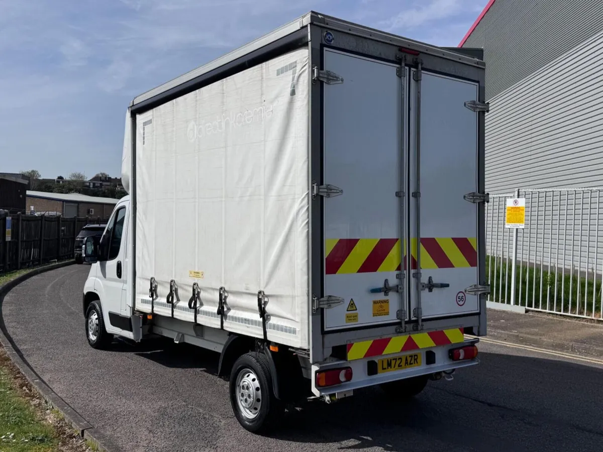 2022 Citroen Relay Curtain Sider Van - Image 4