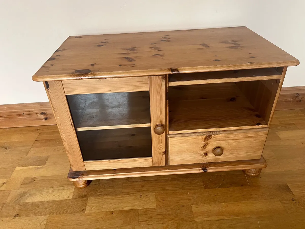 TV unit - Image 1