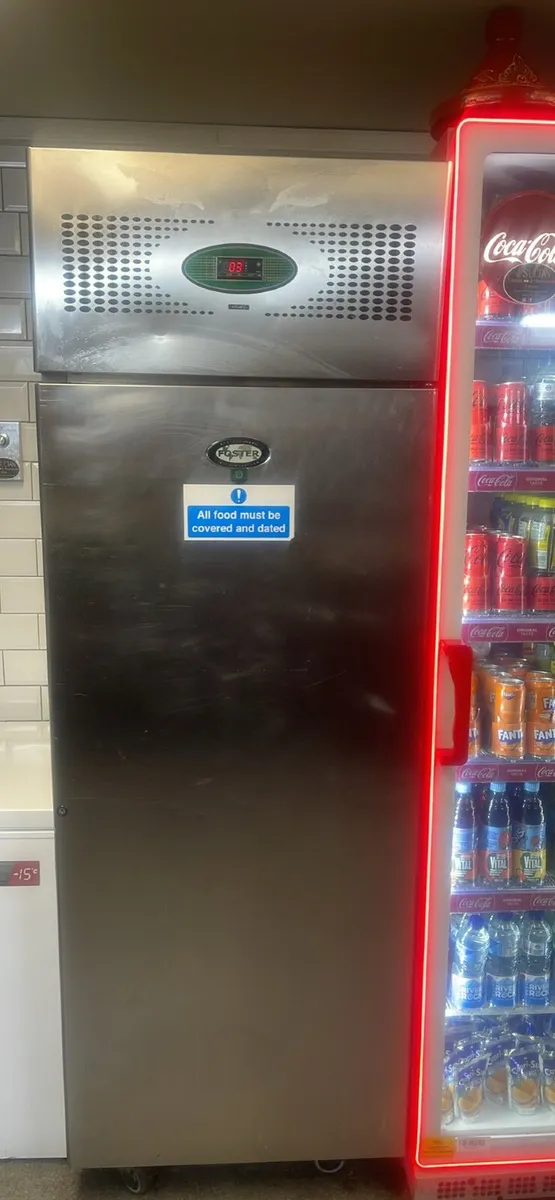Commercial fridge - Image 1