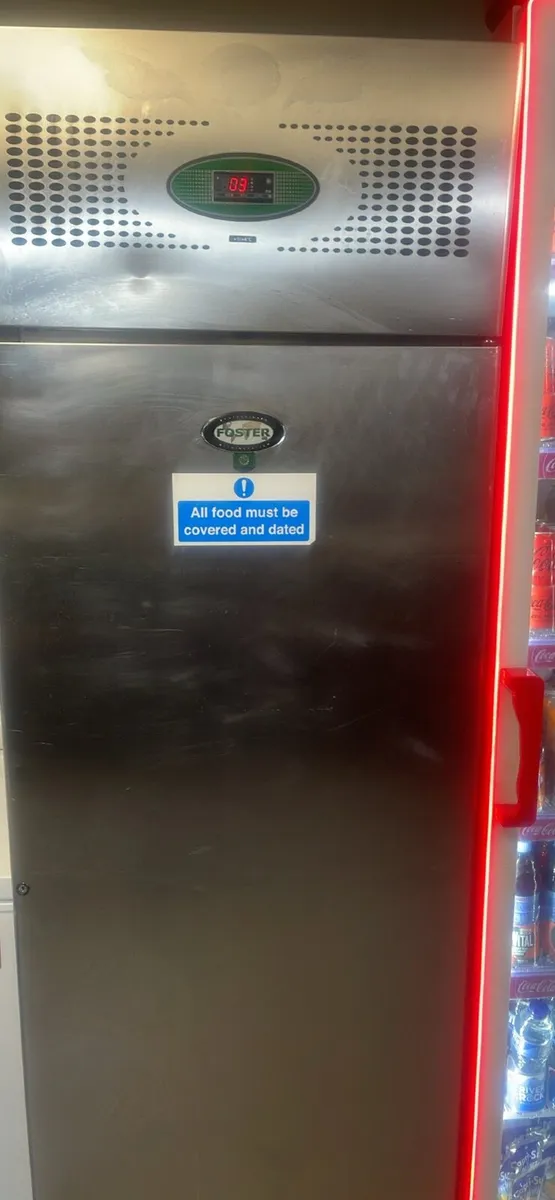 Commercial fridge - Image 2