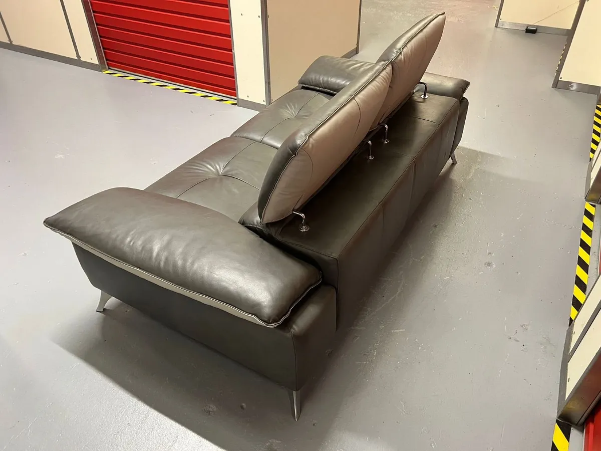 Sofa - Image 4