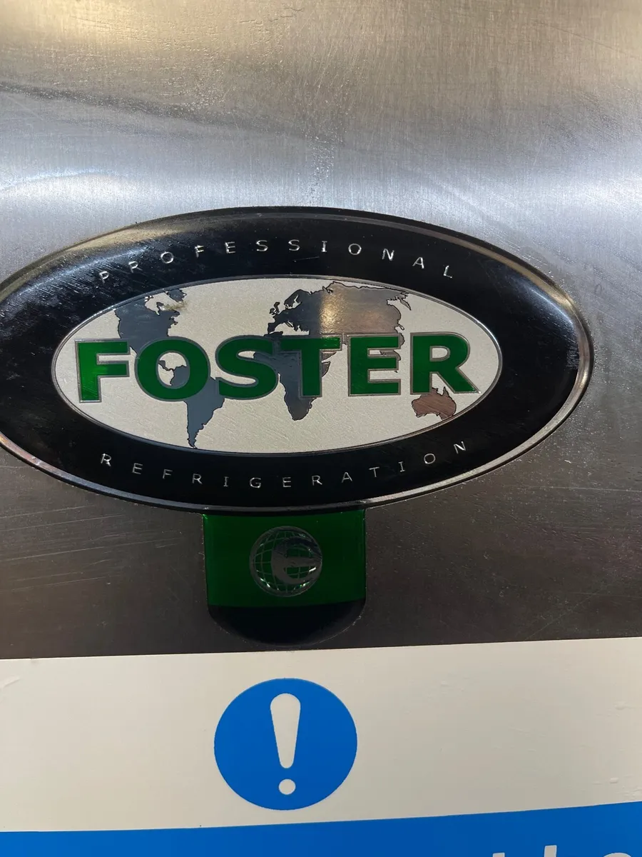 Commercial fridge - Image 4