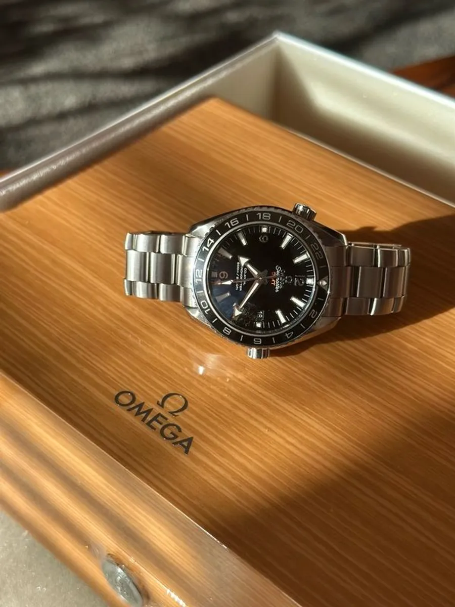 Omega Seamaster Planet Ocean - Image 2