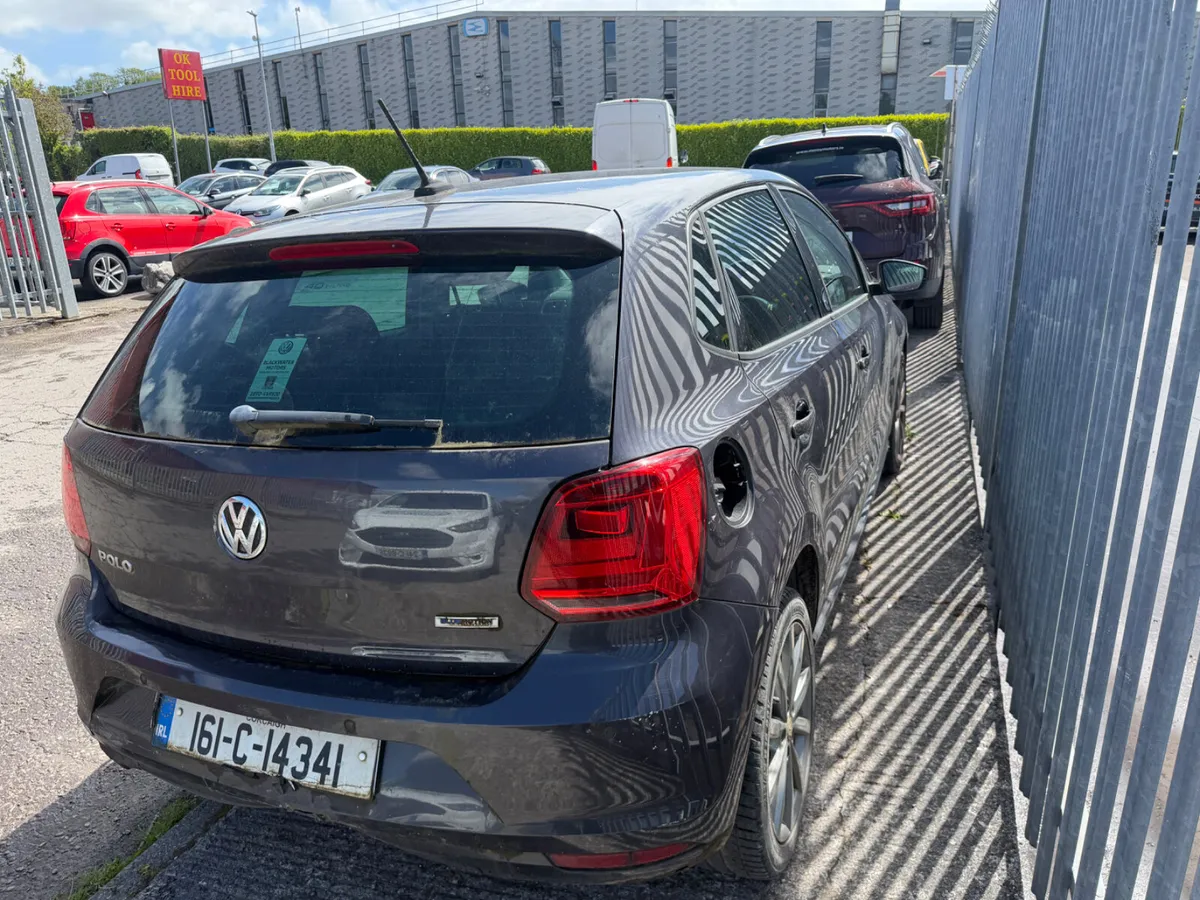 161 polo low miles needs body work - Image 4