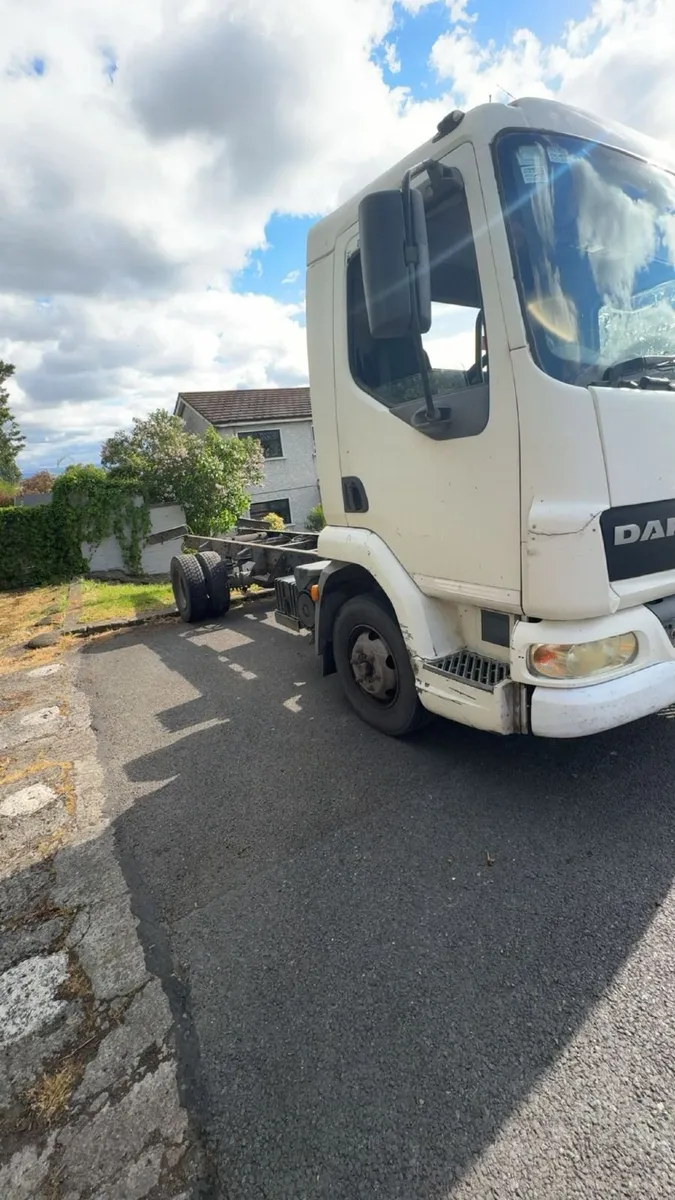 DAF LF45 for quick sale with DOE - Image 2