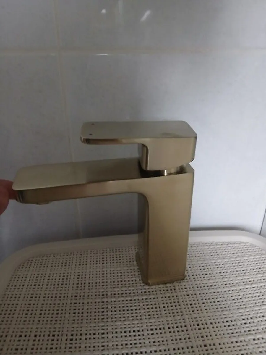 bathroom - Image 2