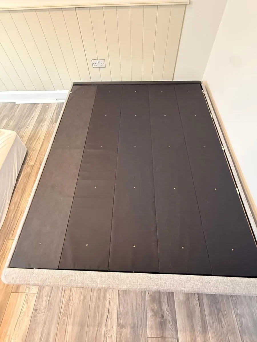 Bed frame - Image 2