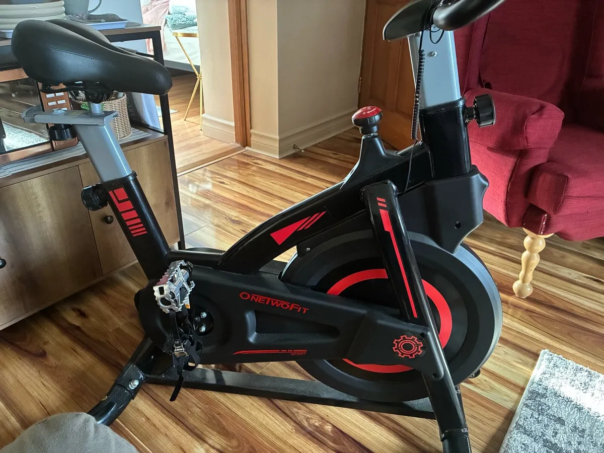 Exercise bike - Image 3