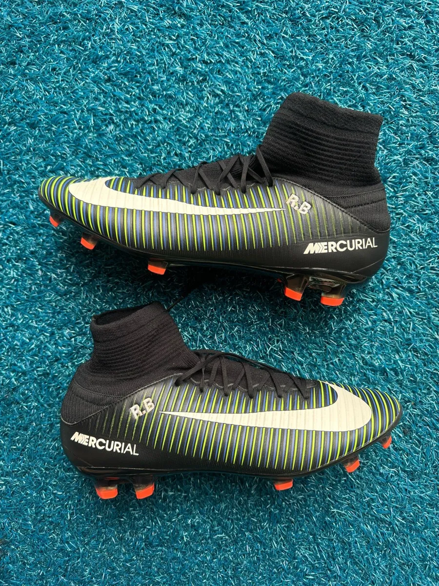 Nike Mercurial Football Boots - 8.5UK - Image 1