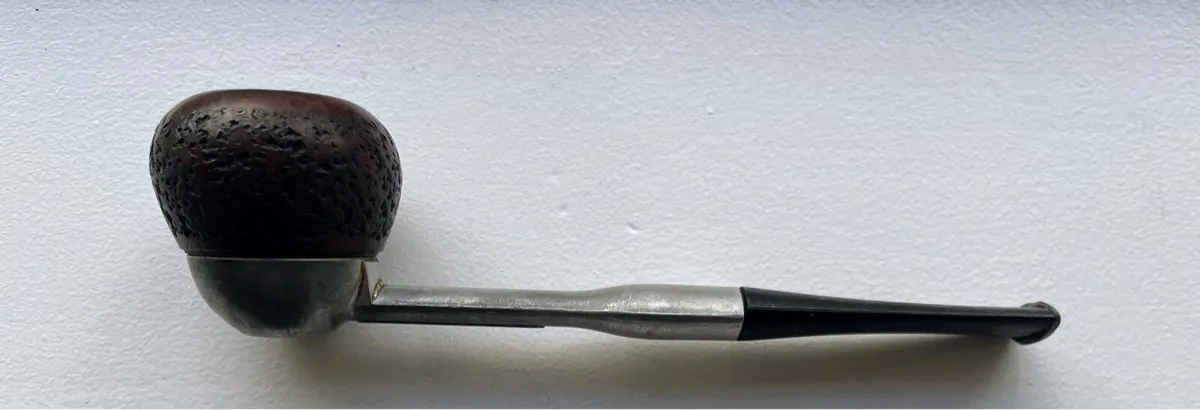 Alcon smoking pipe - Image 1