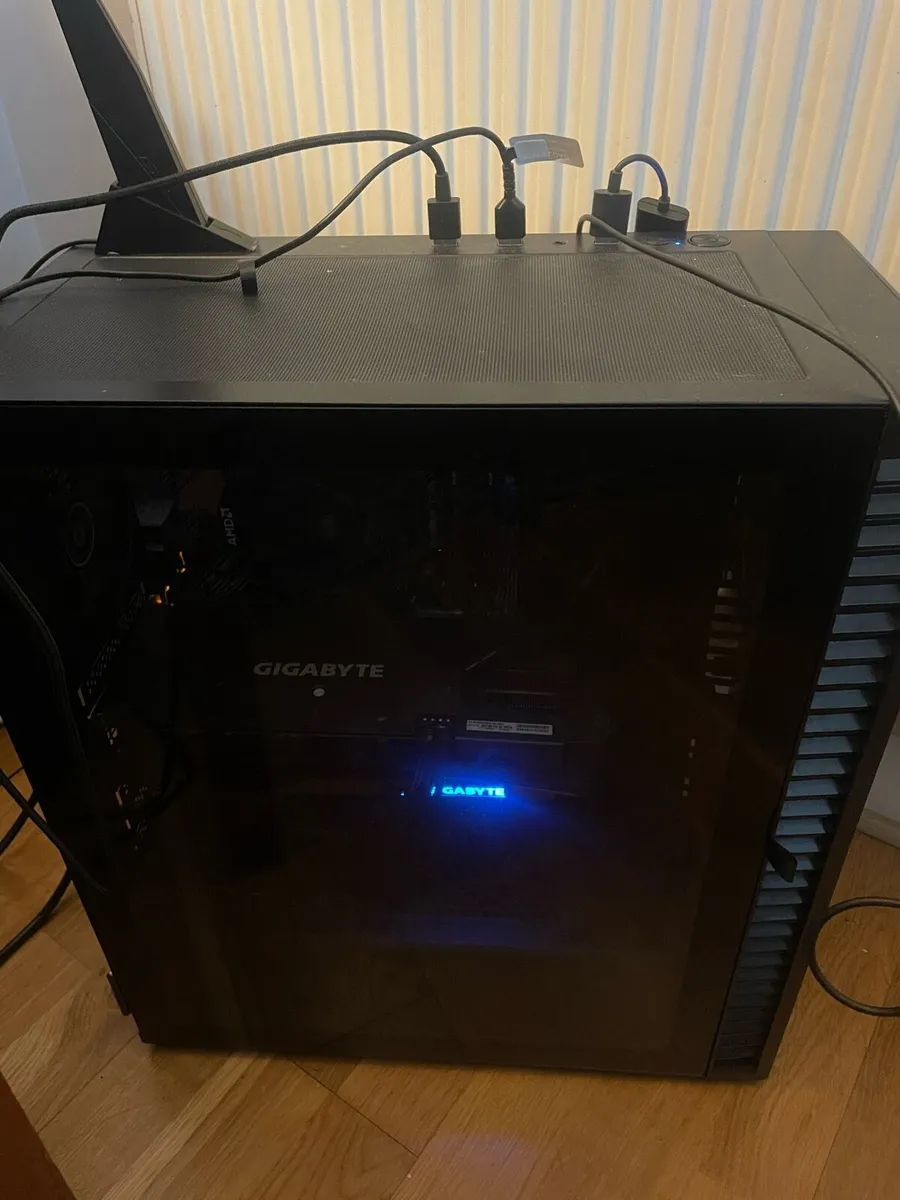 Pc, plus extras - Image 2