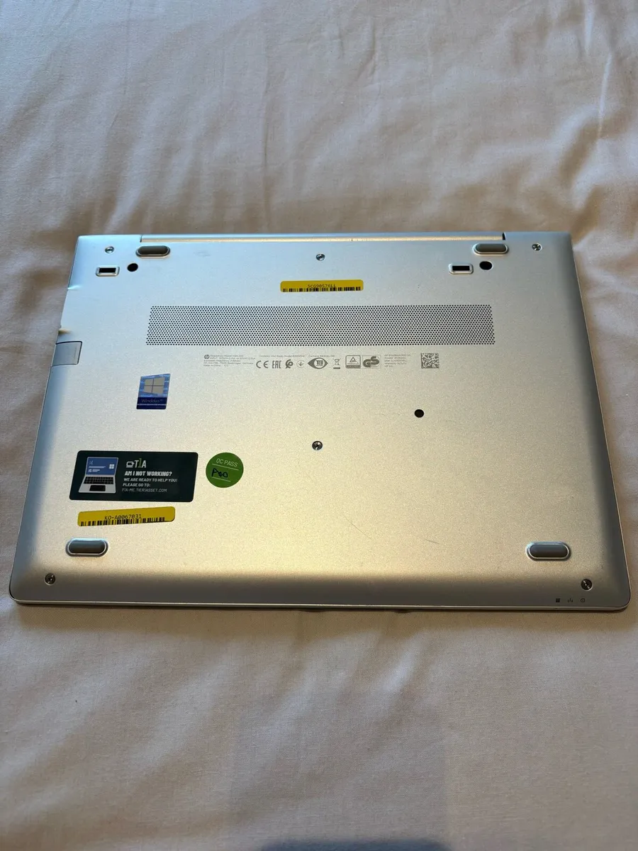 HP Laptop - Image 3