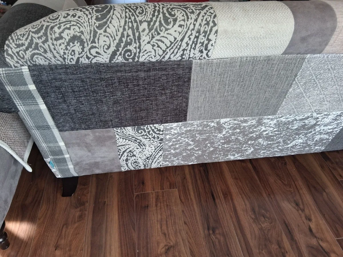 2 seat sofa - Image 4