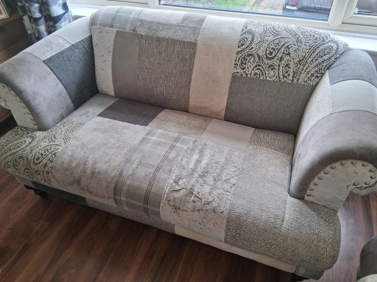 2 seat sofa - Image 1