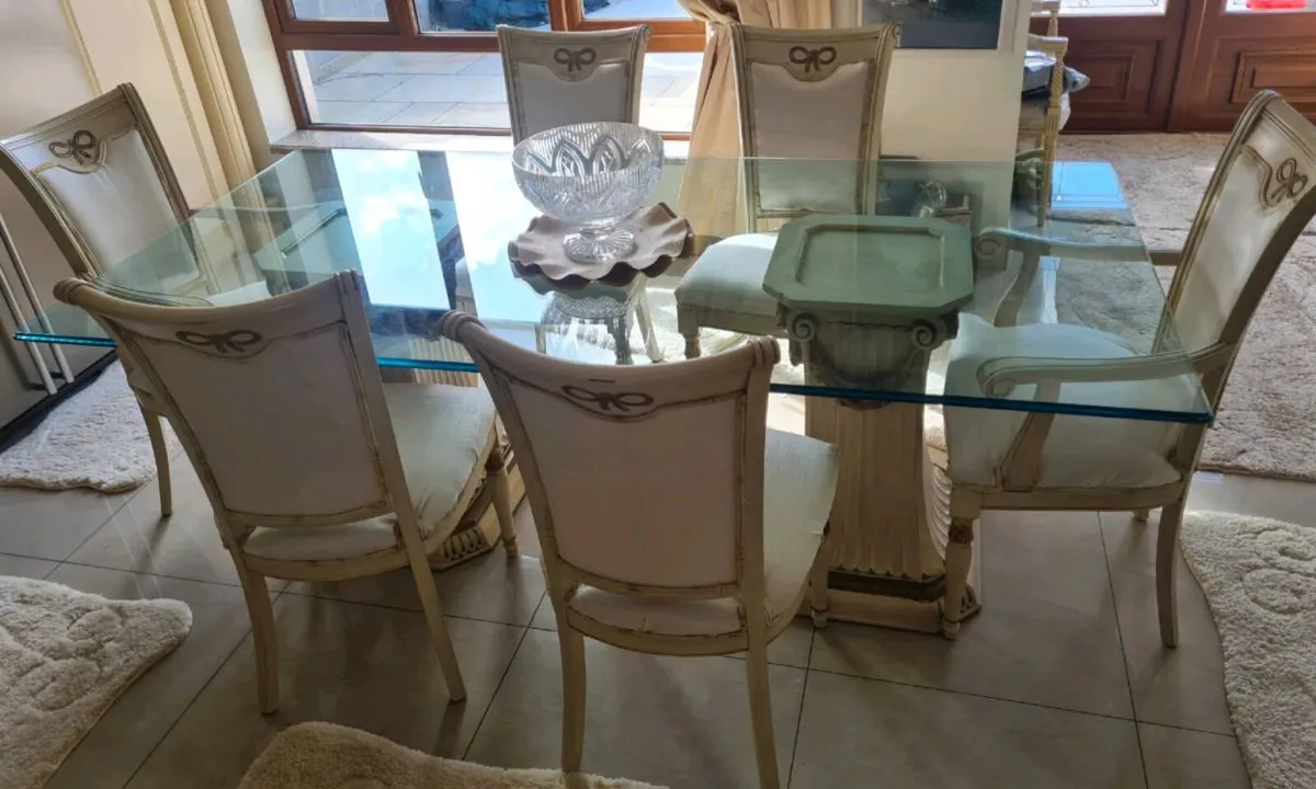 Italian 6 chairs gold and cream solid wood - Image 2