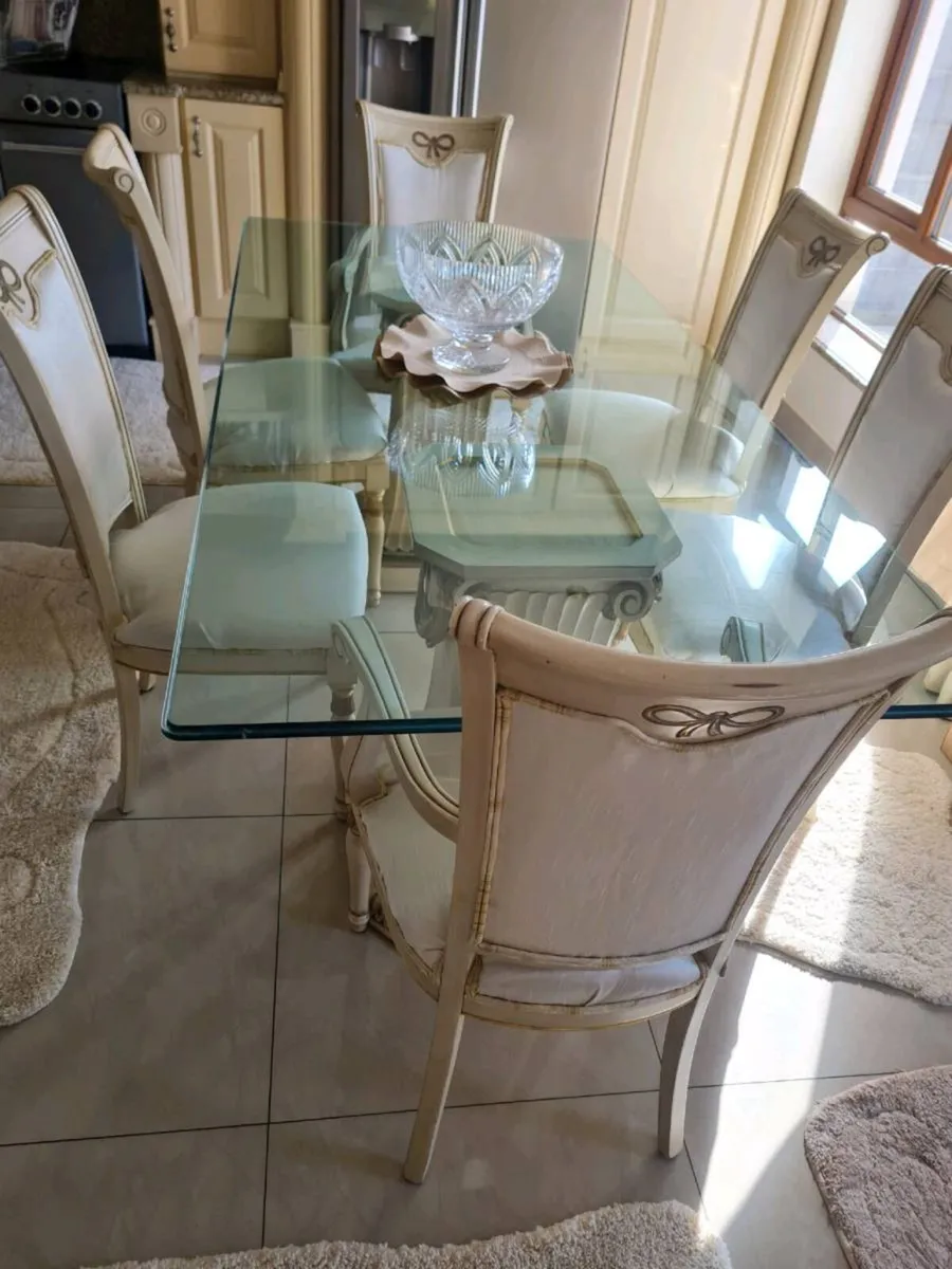 Italian 6 chairs gold and cream solid wood - Image 3