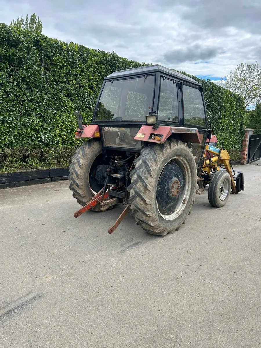 Case tractor - Image 3