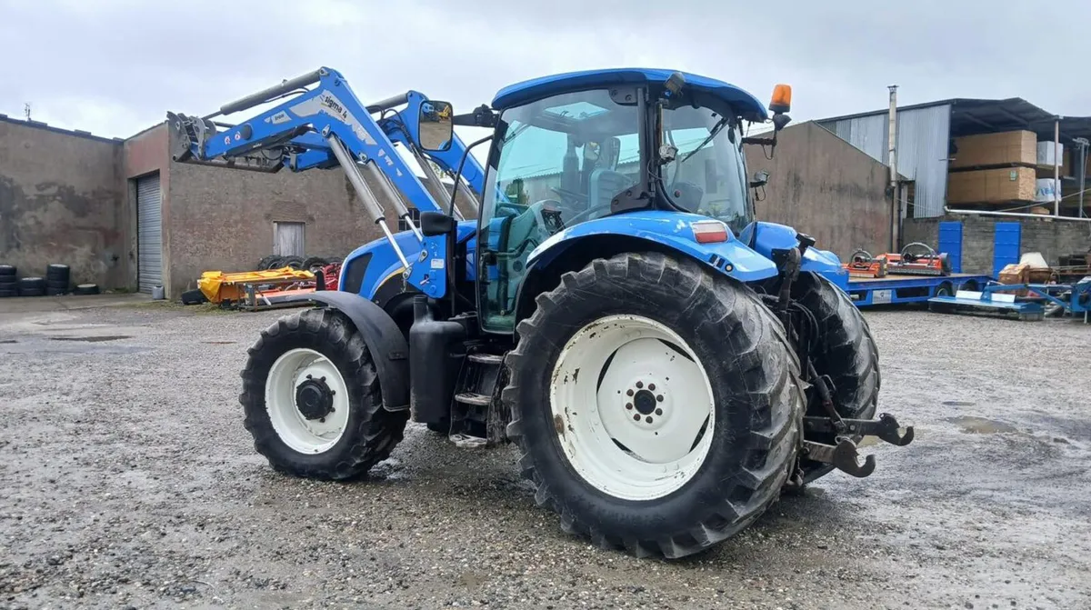2009 New Holland T6030 - Image 3