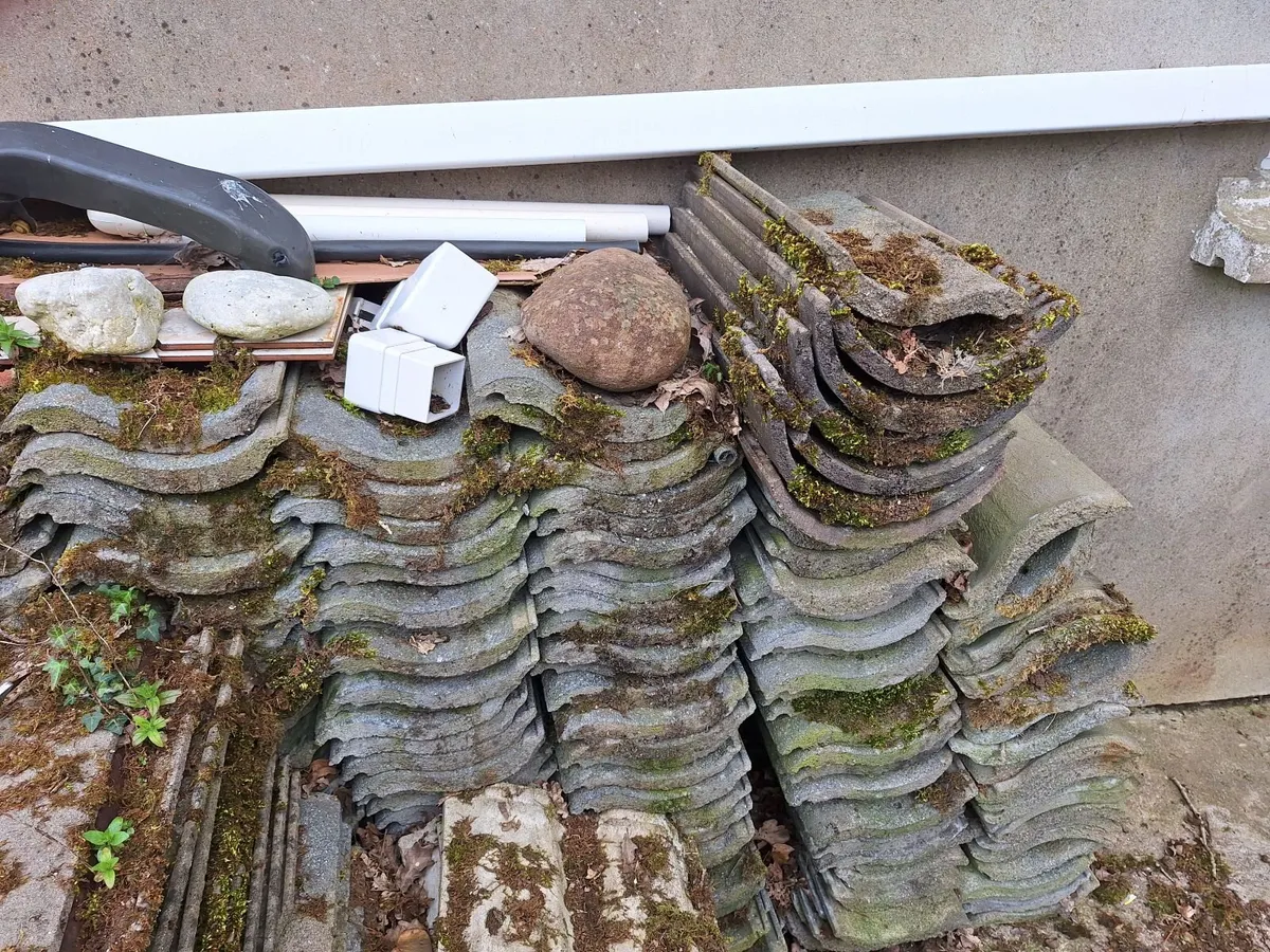 Roof tiles - Image 2