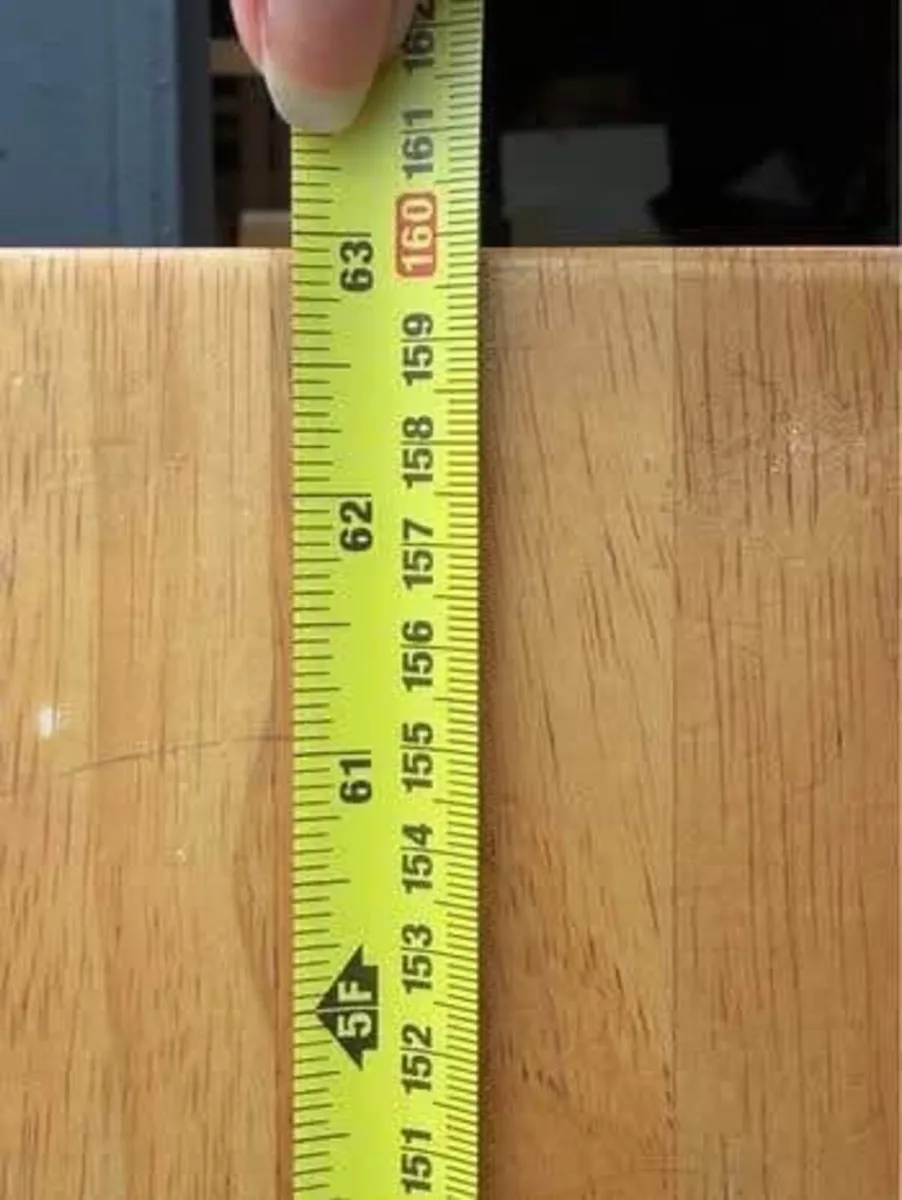Dining table - Image 4