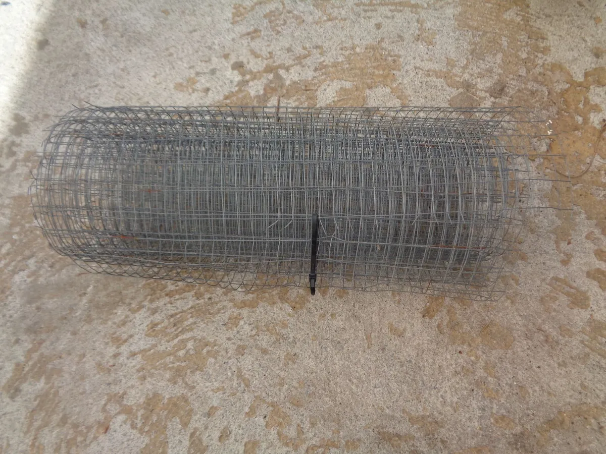 Green Garden Mesh x 2 for Sale - Image 2