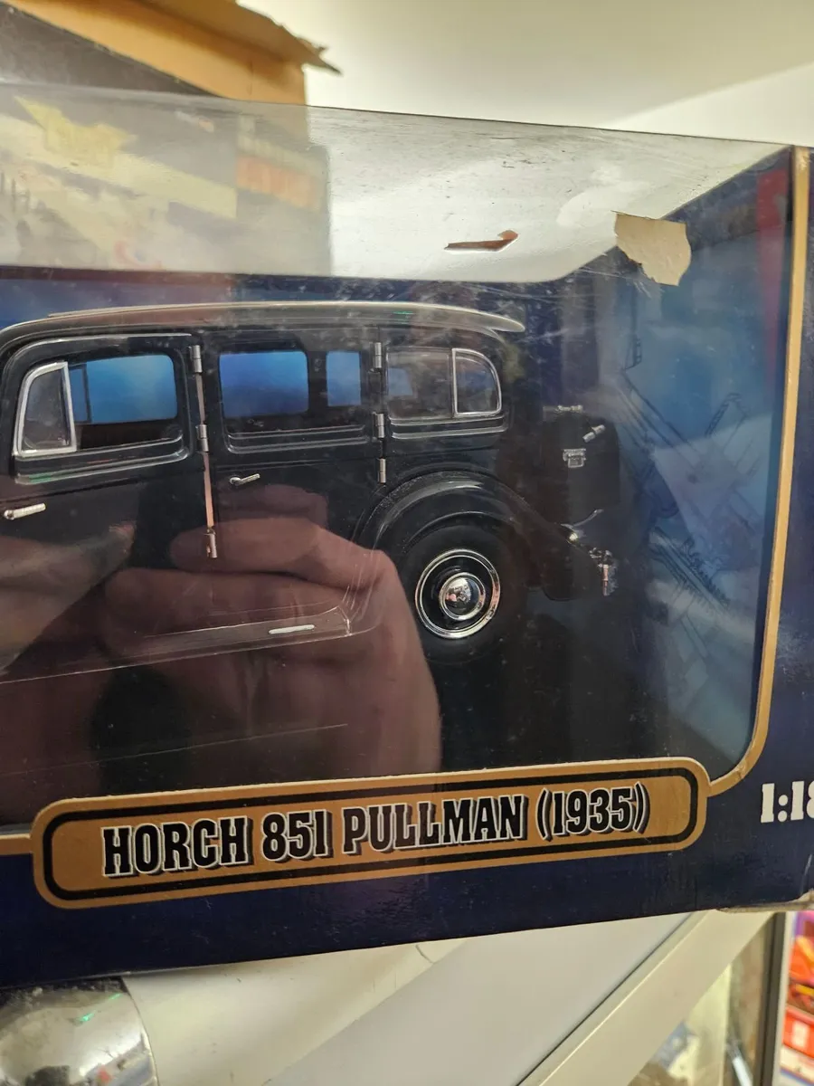 Corgi Ricko Horch Pullman 1.18 - Image 4