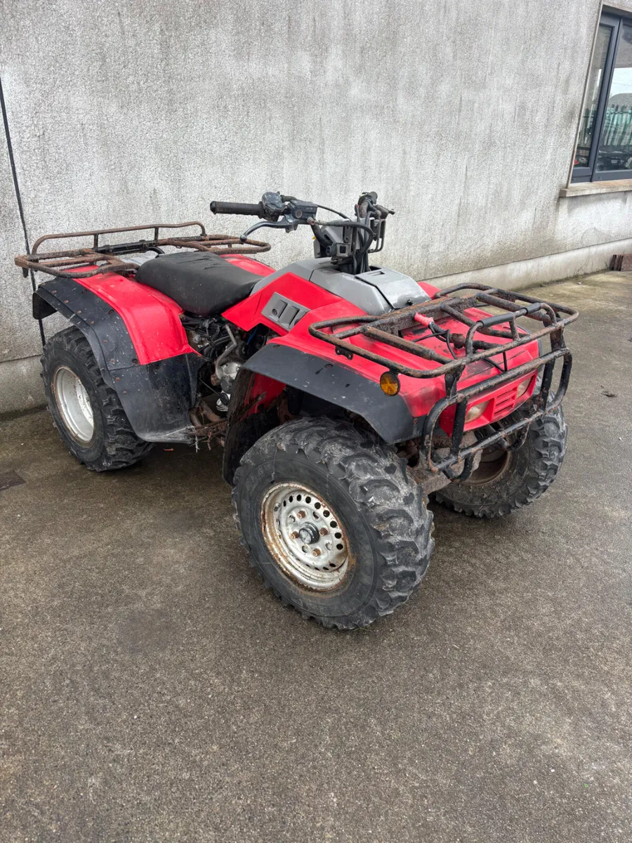 Golden Oldie Honda big red 350 4x4 - Image 1