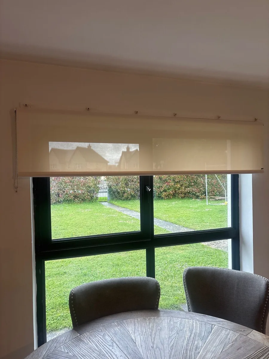 Blinds - Image 1