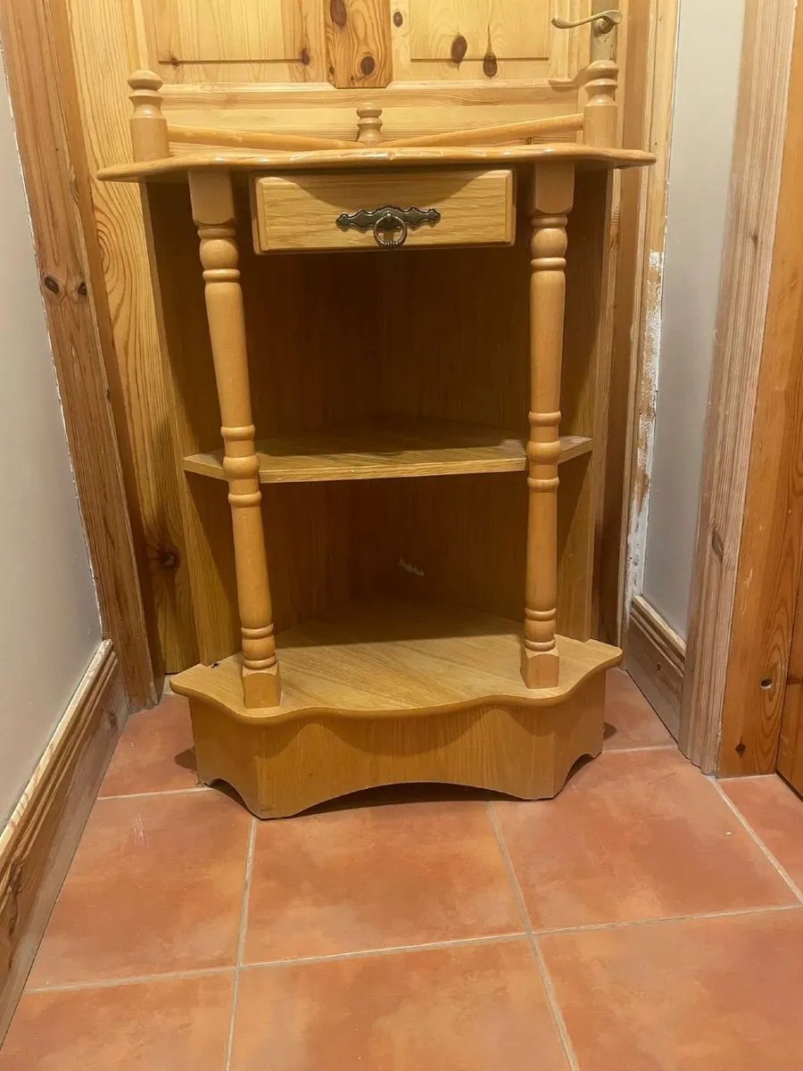 Hall furniture - Image 1