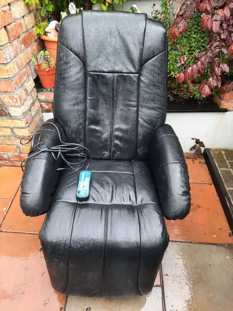 Massage Reclining chair - Image 1