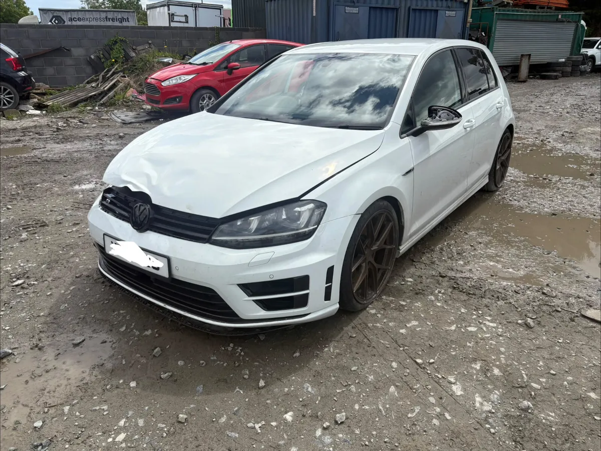 2016 Vw Golf R 2.0 Tsi Dsg Automatic - Image 2
