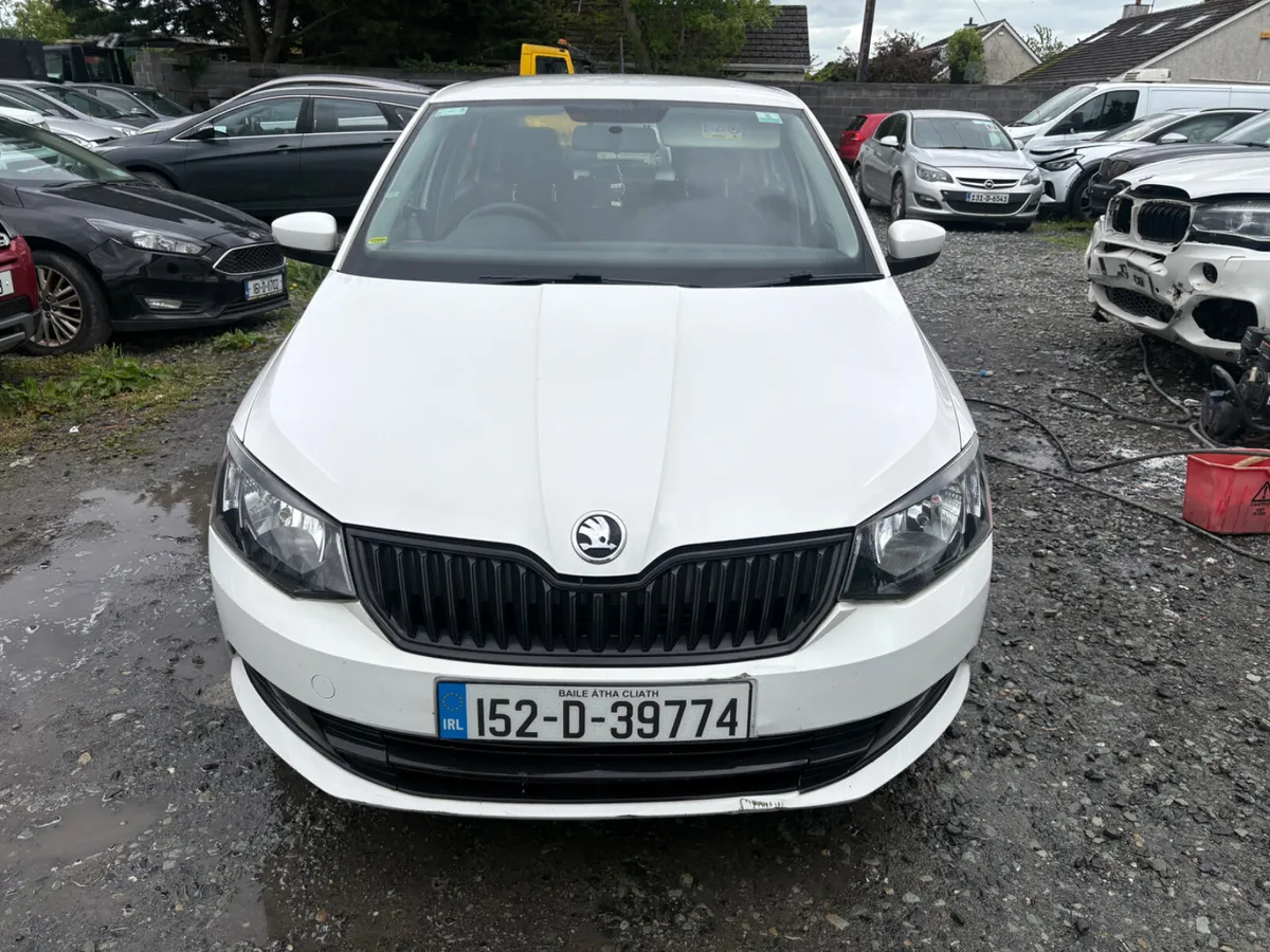 2015 Skoda Fabia 1.0 Petrol drive away - Image 2
