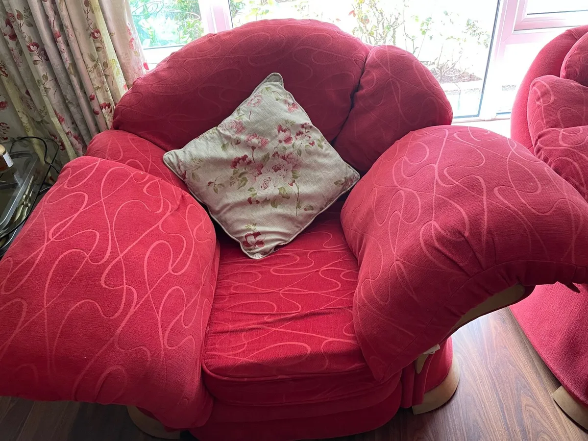 Suite of furniture - Image 4
