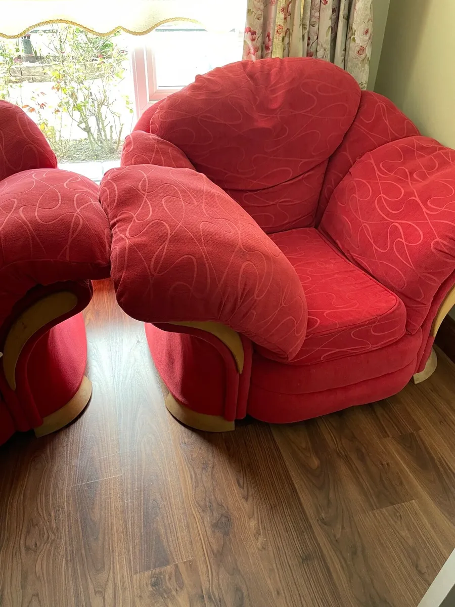Suite of furniture - Image 2