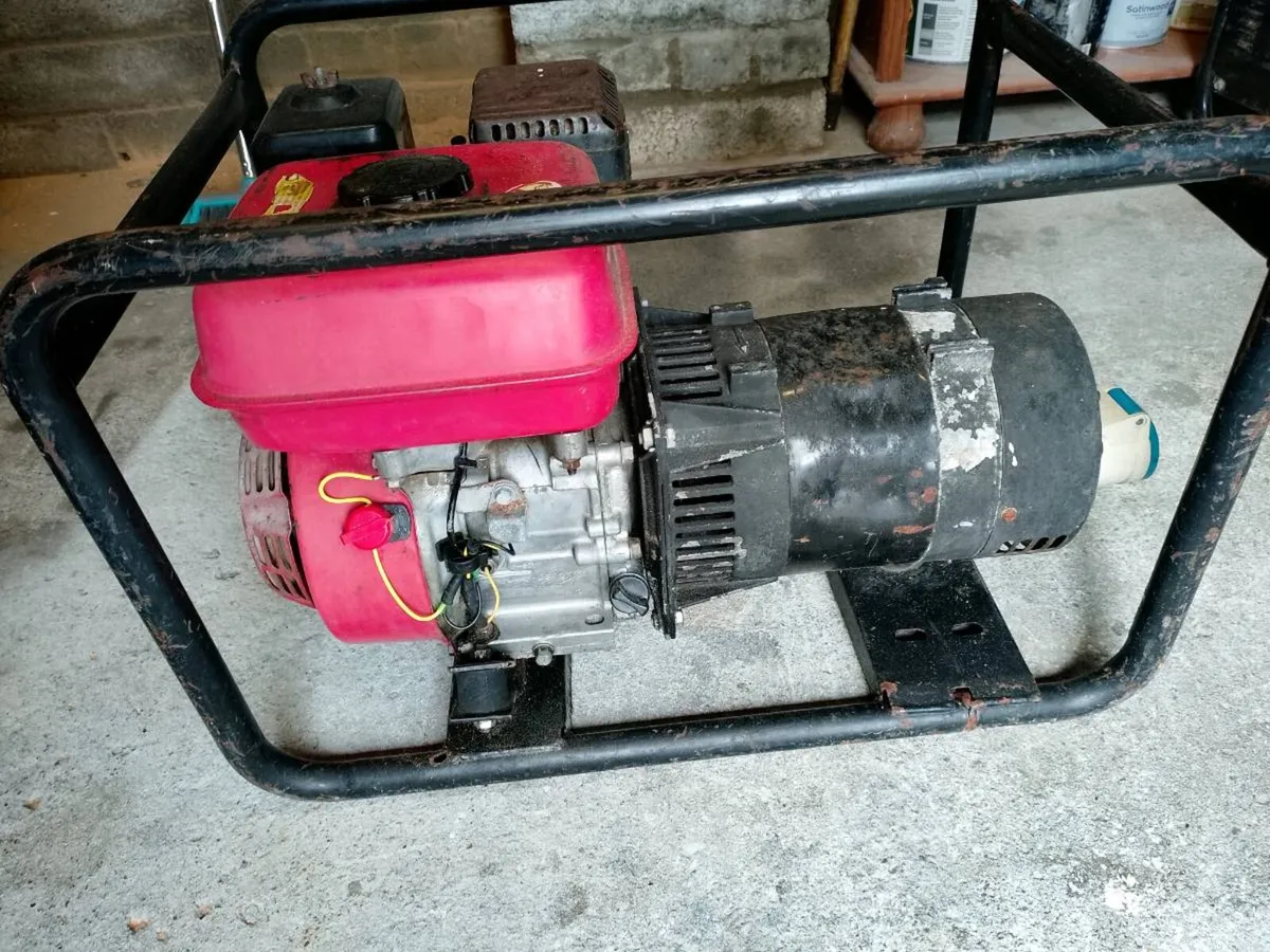 Honda generator - Image 1