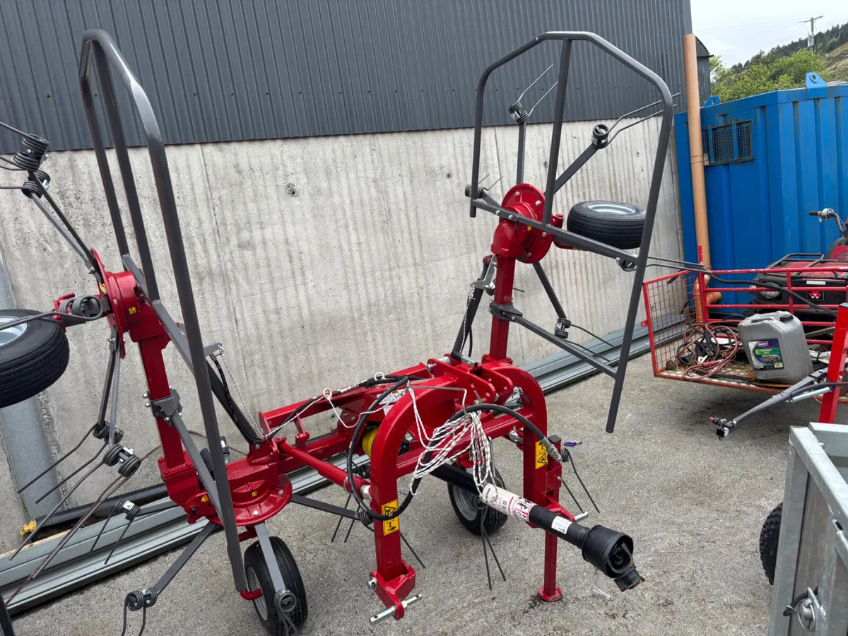 New Stirex 4 Rotor Tedder - Image 2